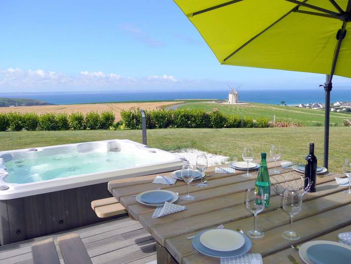 Location de vacances pour 8 personnes, avec balcon ainsi que jacuzzi et jardin à Telgruc-sur-Mer - 2