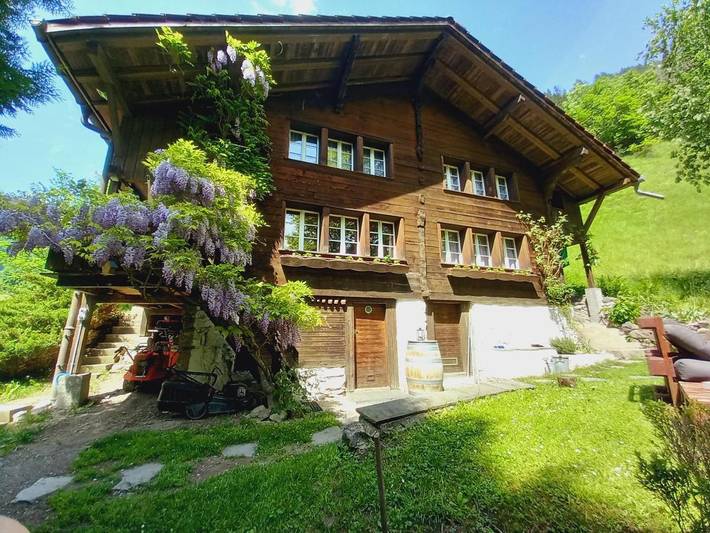 Ferienwohnung für 4 Personen, mit Balkon und Terrasse sowie Garten und Sauna