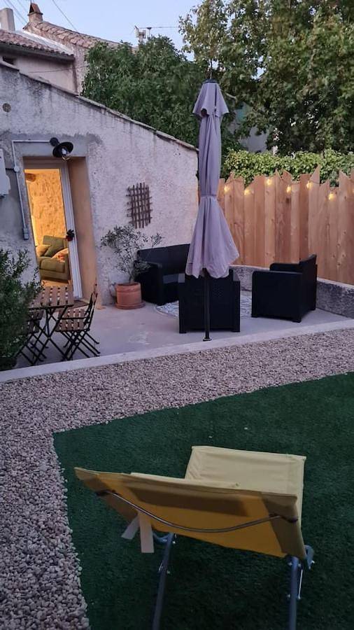 Location de vacances pour 4 personnes, avec Terrasse et Jardin à Vedène - 2