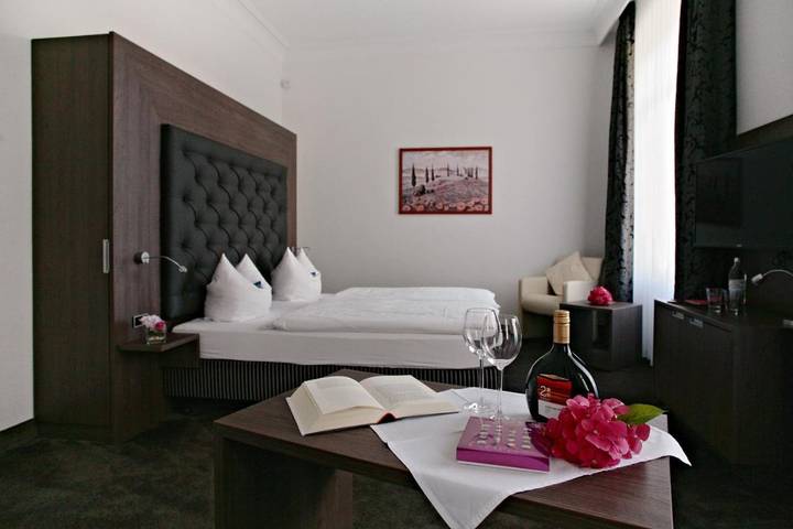 Hotel für 2 Personen, mit Terrasse und Garten sowie Ausblick in Bad Brückenau - 3