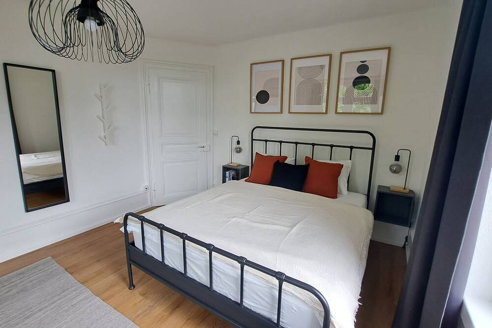 Entire apartment, 3.5 room apartment urban & modern in Allschwil, Aargau-Basel