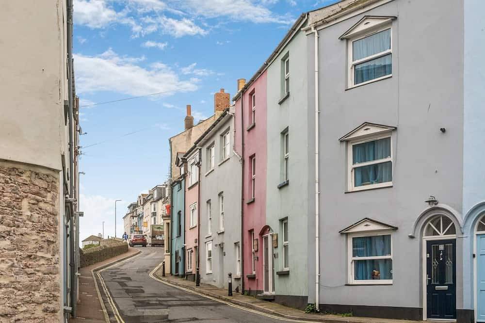 2 Bed in Brixham in Brixham, Torbay