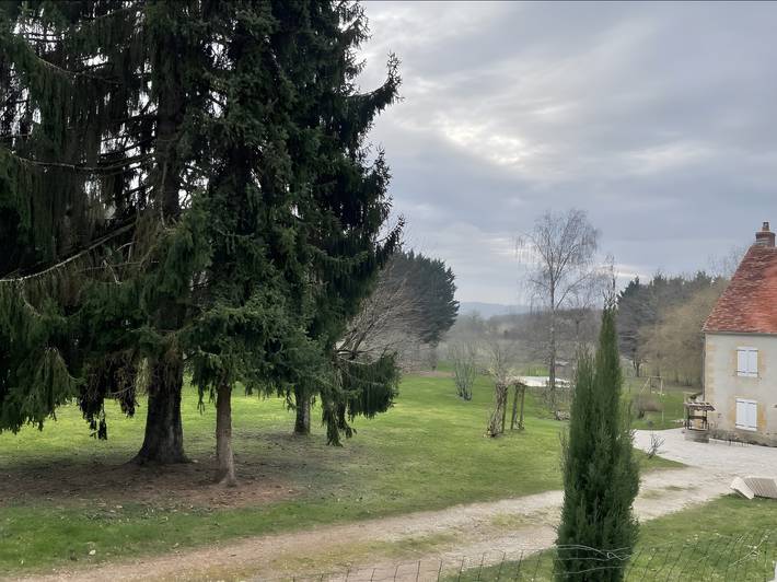 Ferienhaus 'Campagne-Chaulgnes-Pool' mit privatem Pool, Terrasse und Wlan in Chaulgnes, Loire-Tal
