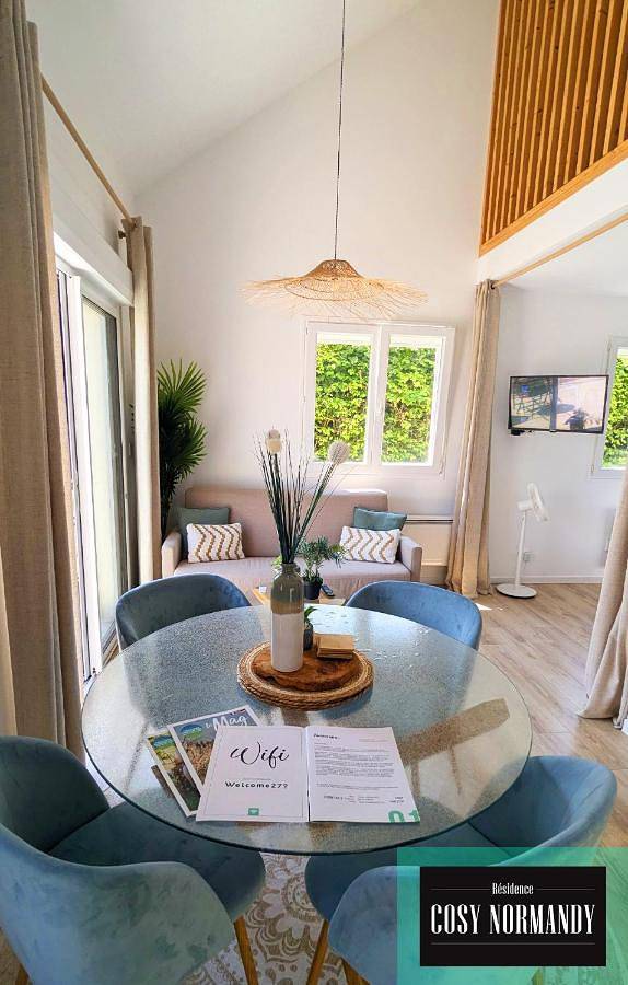 Gîte pour 4 personnes, avec terrasse et vue à Bois-Jérôme-Saint-Ouen - 2