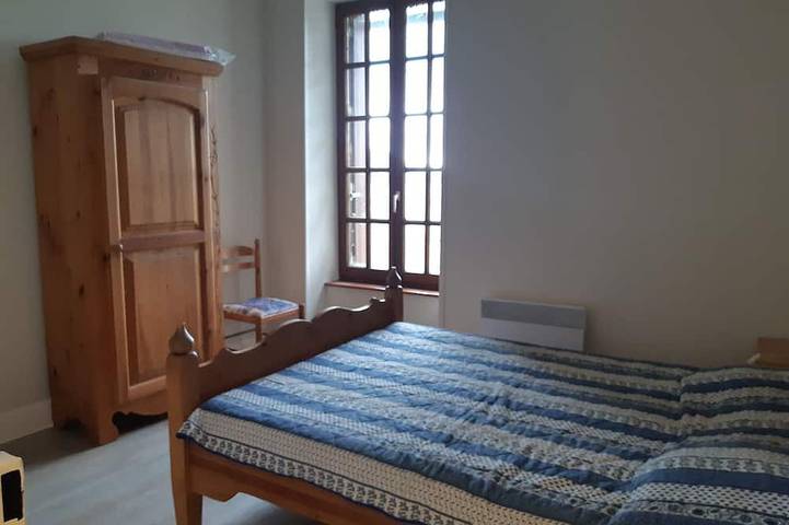 Location de vacances pour 10 personnes, avec jardin à Saint-Sauves-d'Auvergne - 4