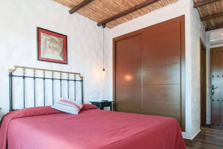 Magnifique villa avec terrasse, jacuzzi et vue imprenable in Canillas de Albaida, Cordillera Penibética