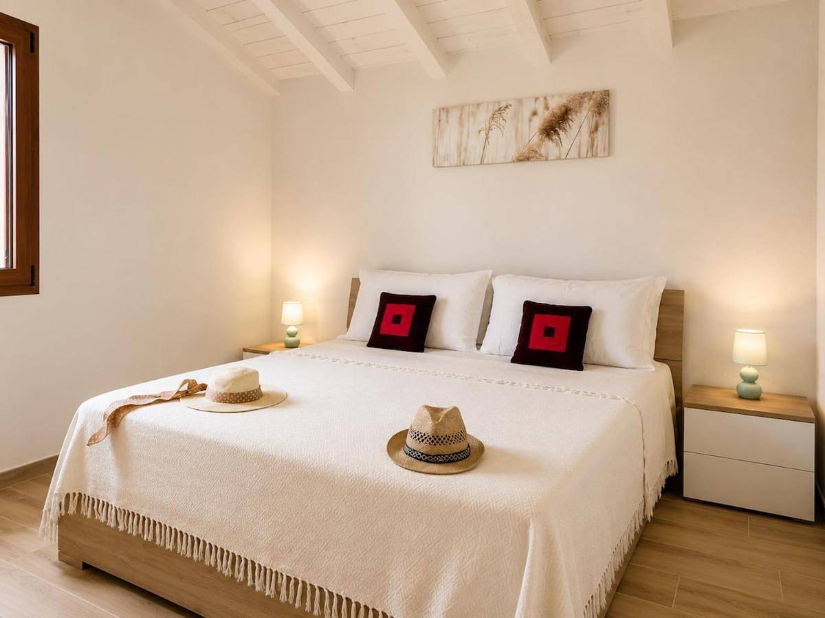 Villa Smeraldo Relax and Comfort 3 Min Walk to the Beach in Solanas, Comune di Sinnai