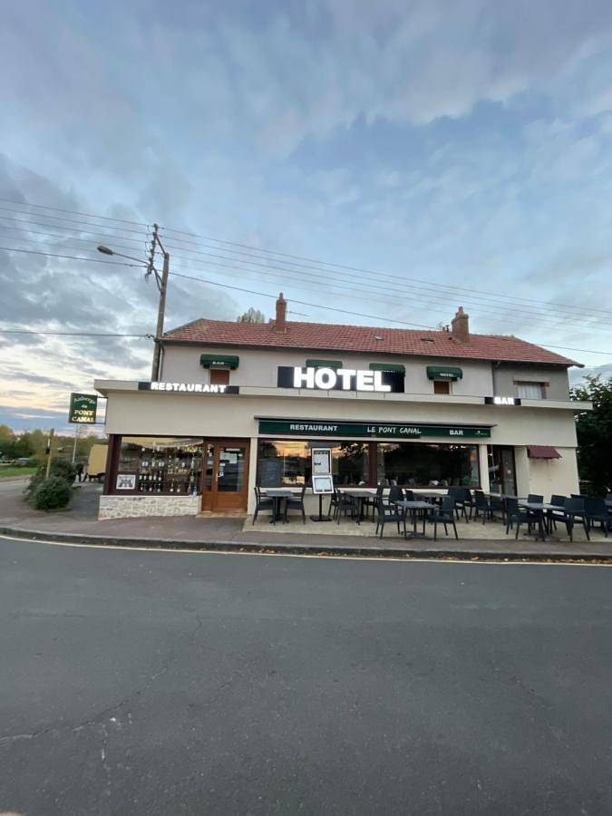 Auberge du pont canal in Briare, Région de Montargis