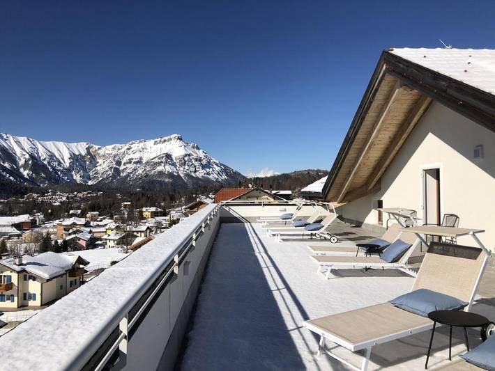 Appartamento per 4 persone, con Balcone e Terrazza nonché Giardino e Panorama a Lavarone