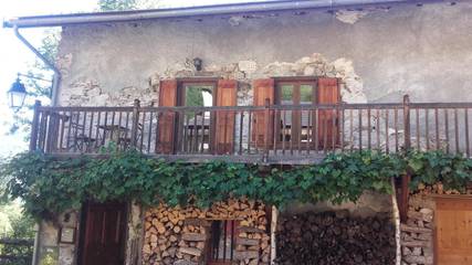 Gîte pour 6 personnes, avec jardin et balcon à Siguer