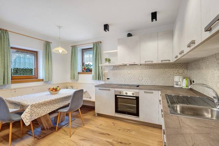Appartamento intero, Appartamento "Bergsteiger" con giardino comune e Wi-Fi in San Martino in Badia, Dolomiti Superski