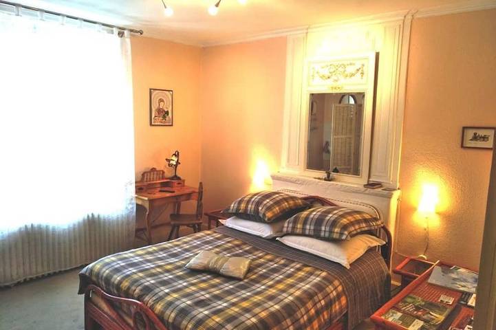 Location de vacances pour 2 personnes, avec Jardin dans Aydoilles