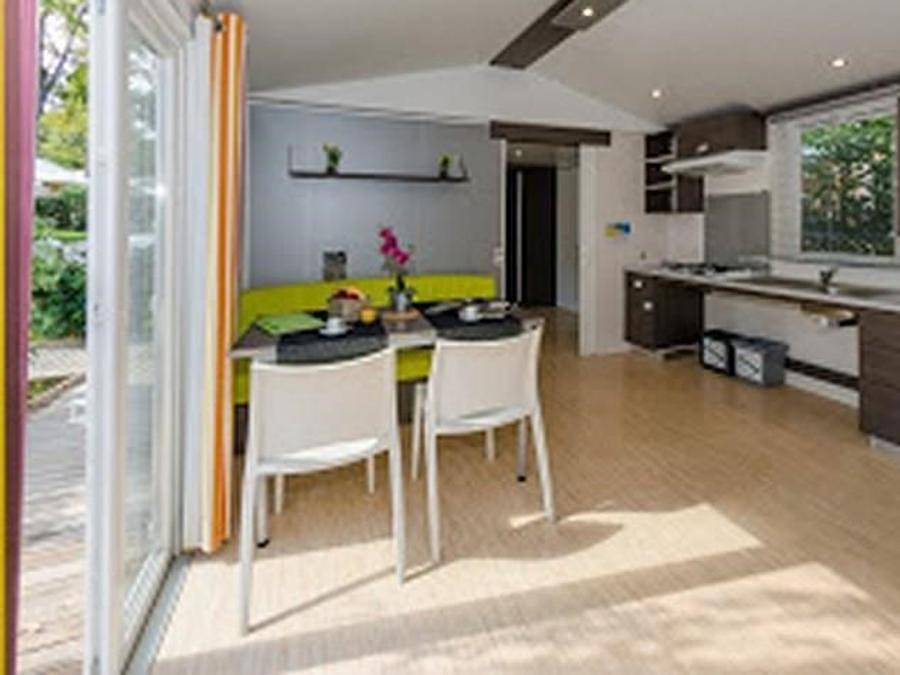 Camping Lou Pantai - Mobile home 4 persons - Lodge Grand Confort Pmr in Le Pradet, Toulon region