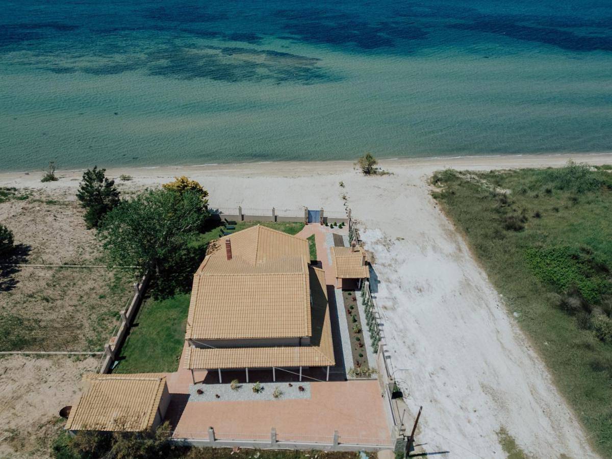 Villa - Beach Front in Thassos