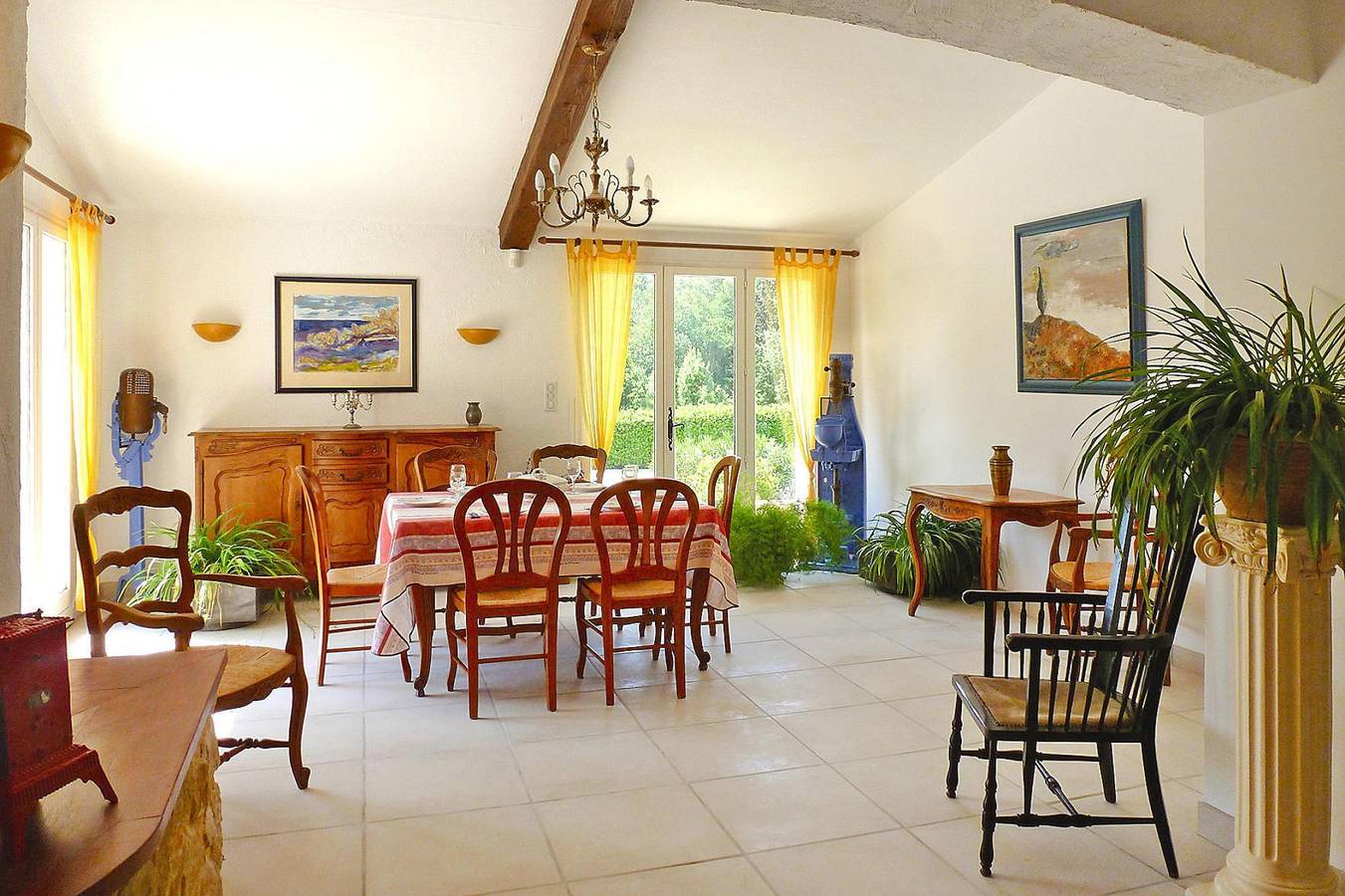 Maison de vacances à Puyméras avec jardin in Puyméras, Parc naturel régional du Mont-Ventoux