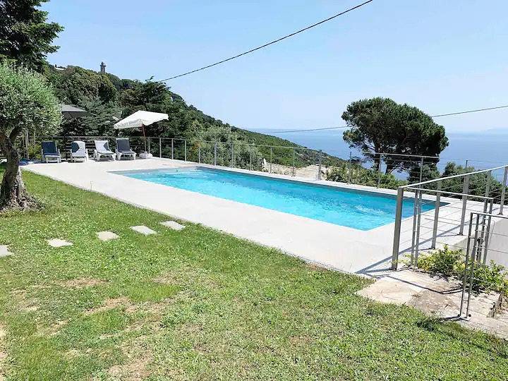 Appartement entier, Appartement T2 avec la vue sur la mer surprenante in Erbalunga, Brando