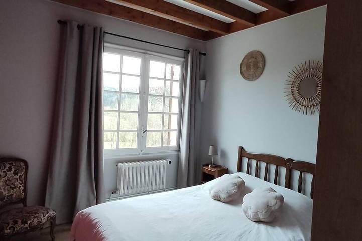 Location de vacances pour 6 personnes, avec Jardin à Le Malzieu-Ville - 2