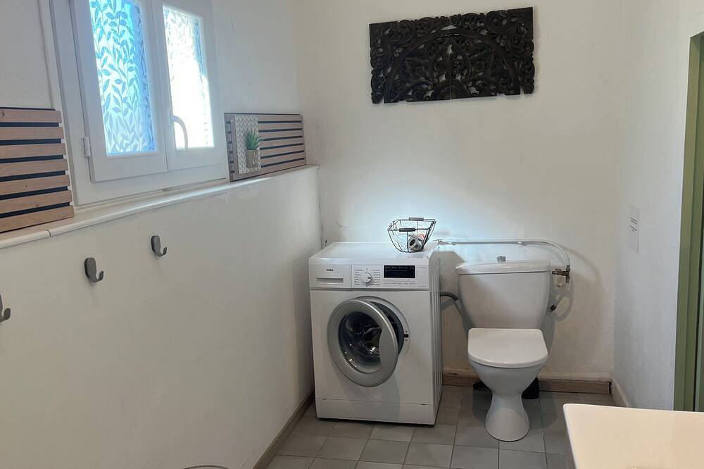 Appartement entier, Appartement Canari Avec Jardin. Entre mer et montagne. Animaux acceptés! in Canari, Région de Bastia