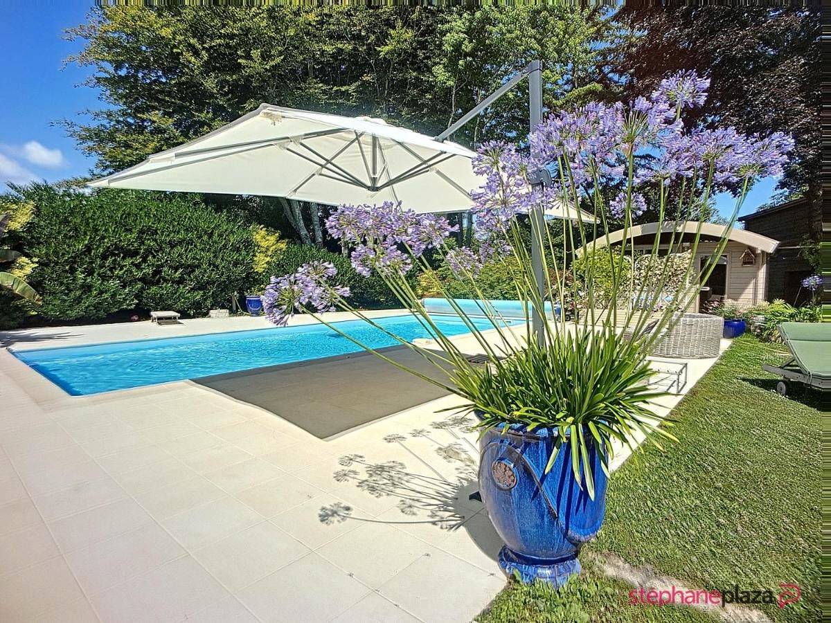 Chambre d’hôte pour 4 personnes avec jacuzzi in Gouesnach, Côte de Cornouaille