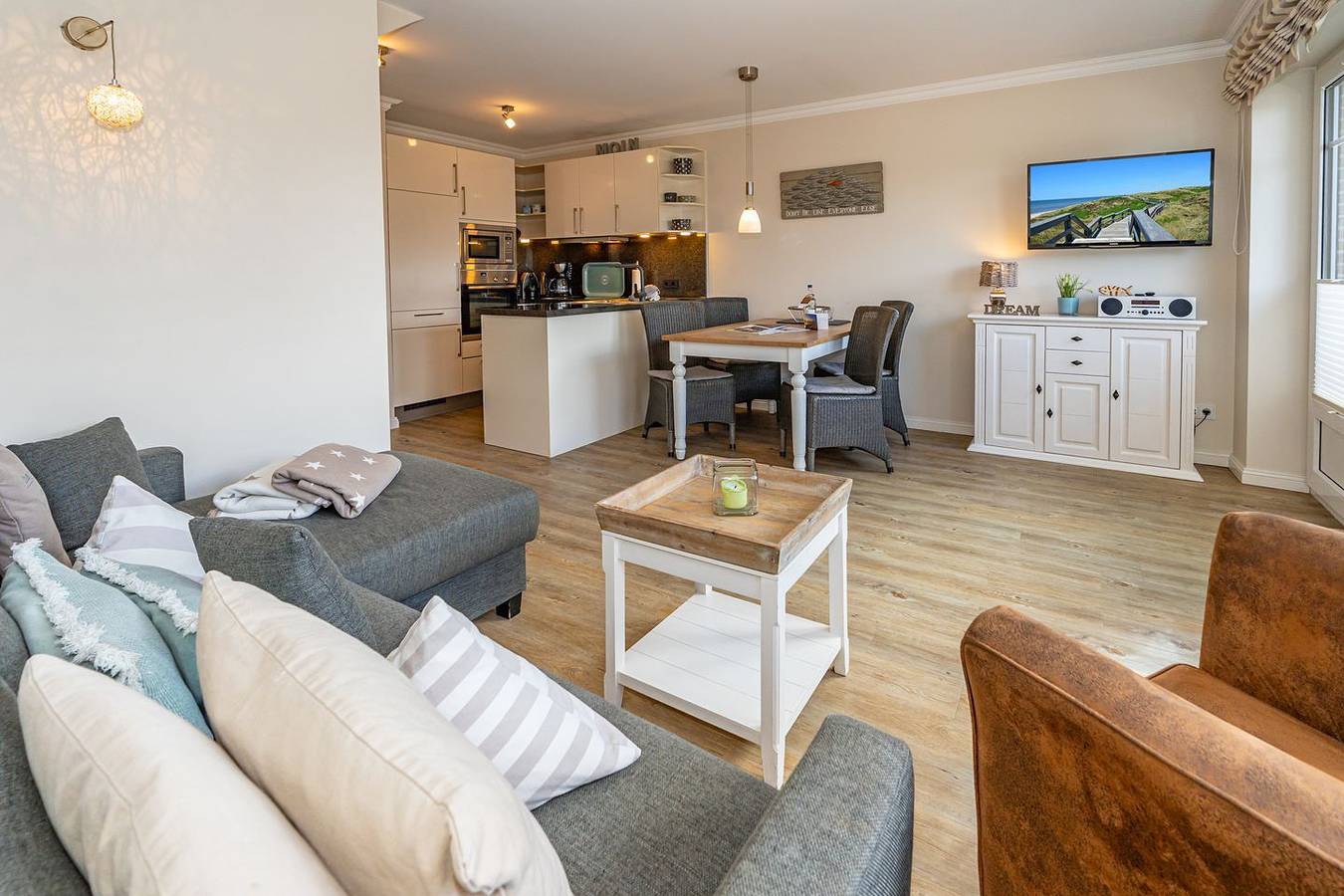 Ganze Wohnung, Ferienwohnung für max. 4 Personen mit Terrasse - nur 400m bis zum Strand! in Westerland, Sylt (Gemeinde)
