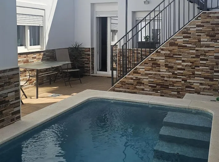 Maison de vacances pour 8 personnes, avec piscine et balcon - 1