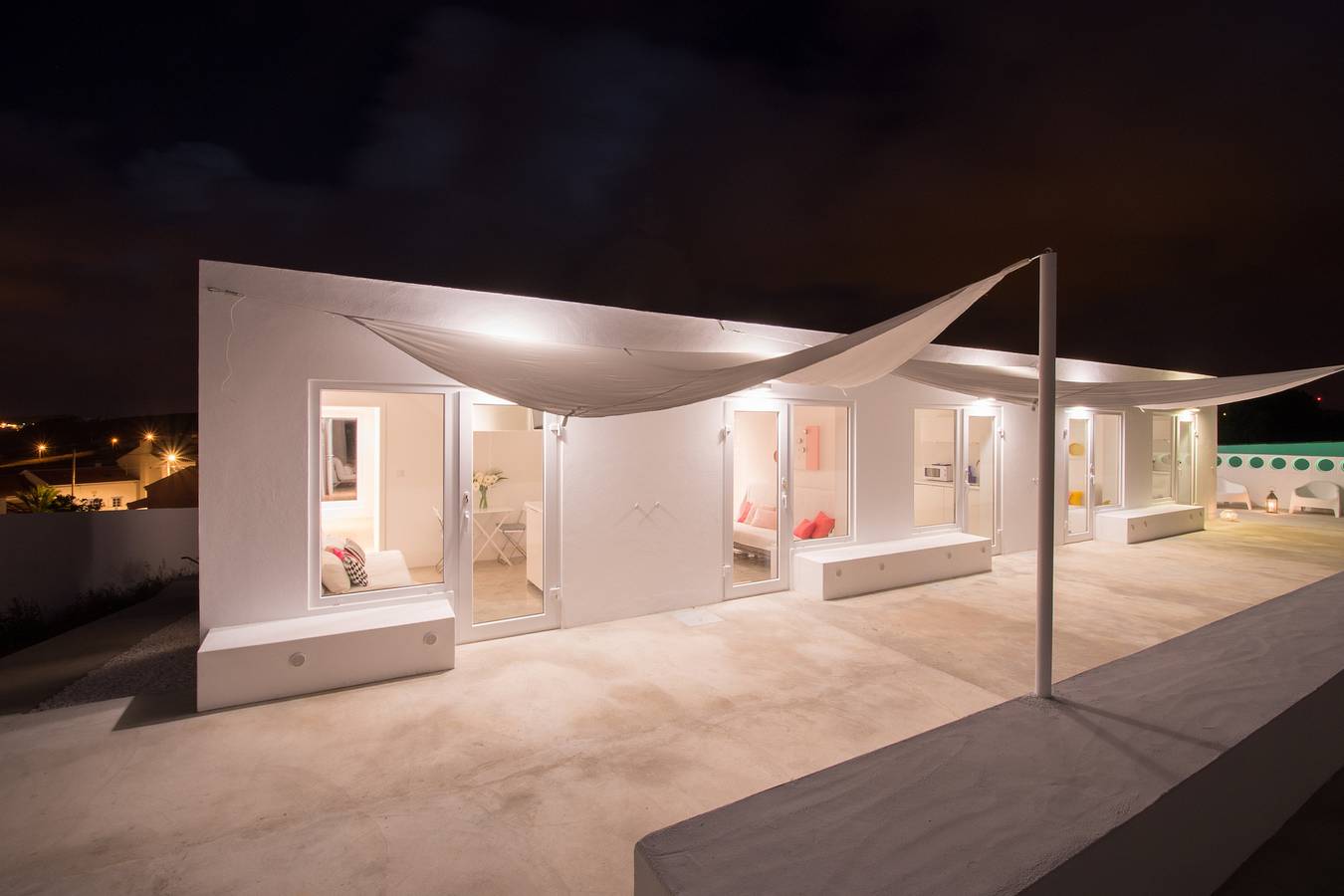 Apartamento inteiro, Apartamento de férias para 4 pessoas com jardim in Atouguia da Baleia, Leiria distrito