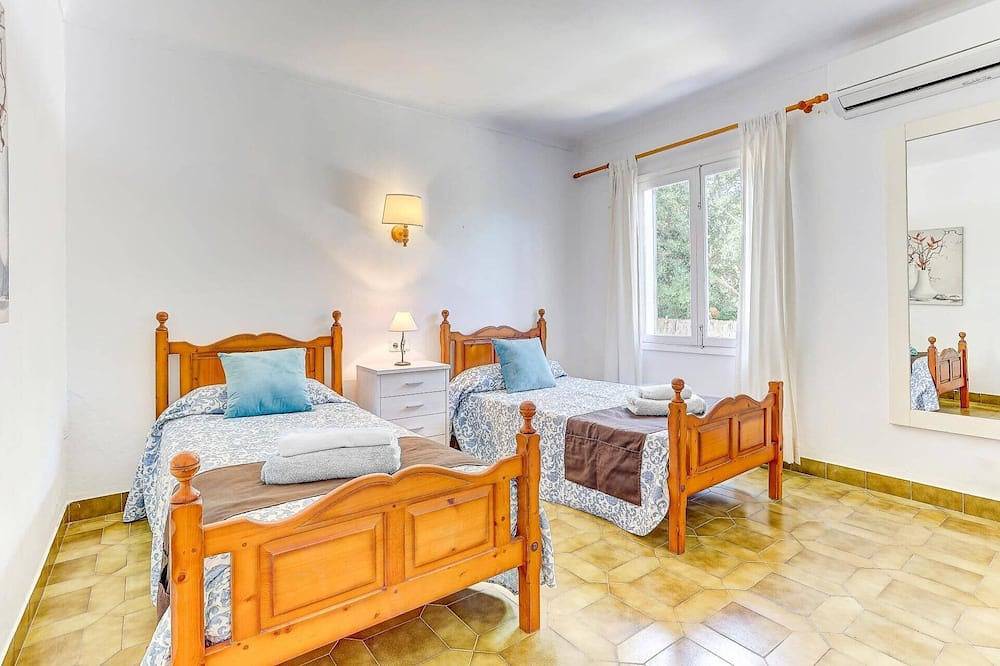 Villa Delfin by Villa Plus in Cala d'Or, Santanyí