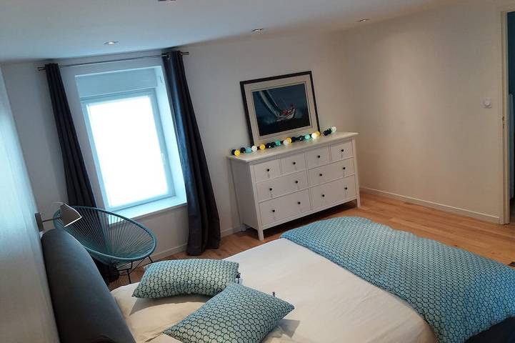 Location de vacances pour 8 personnes, avec Terrasse et Jardin à Plouguin - 4