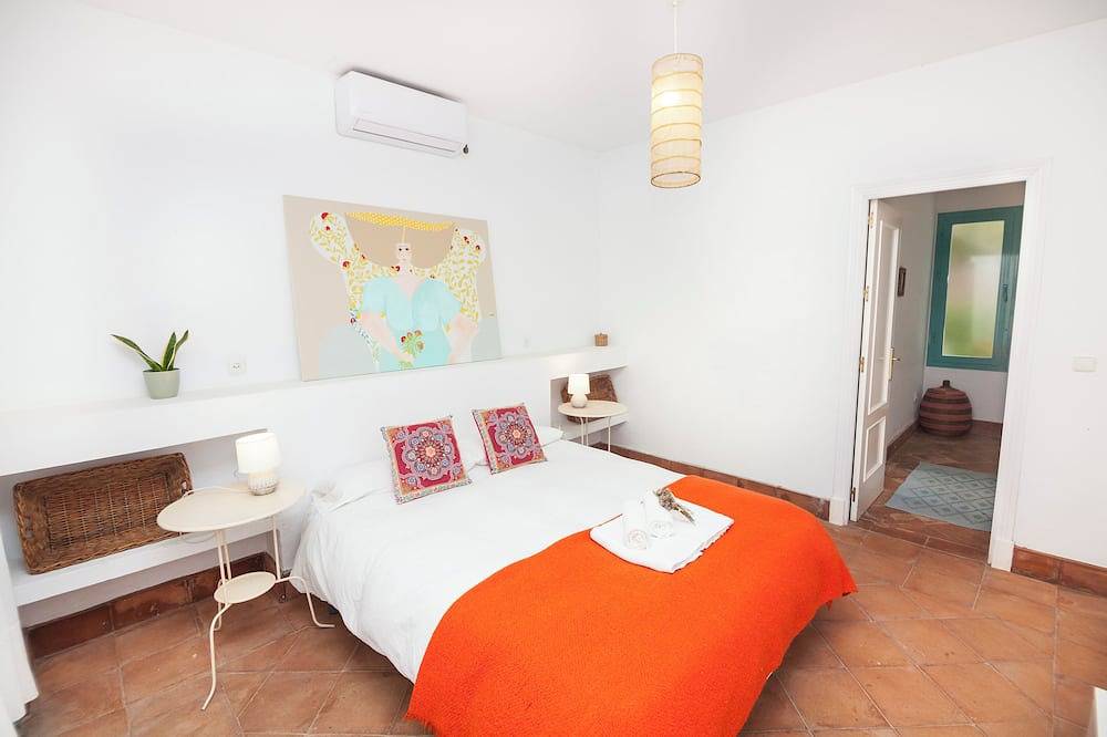 Bohemian Villa Beach & Pool in Roche, Conil de la Frontera