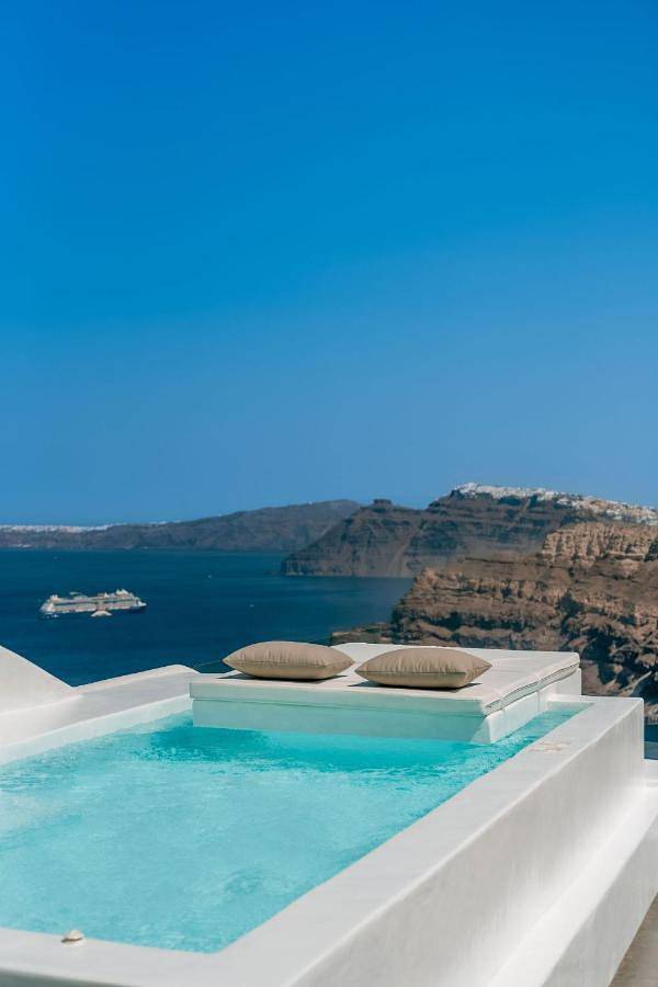 Chalet para 4 personas, con jardín además de piscina y vistas en Santorini