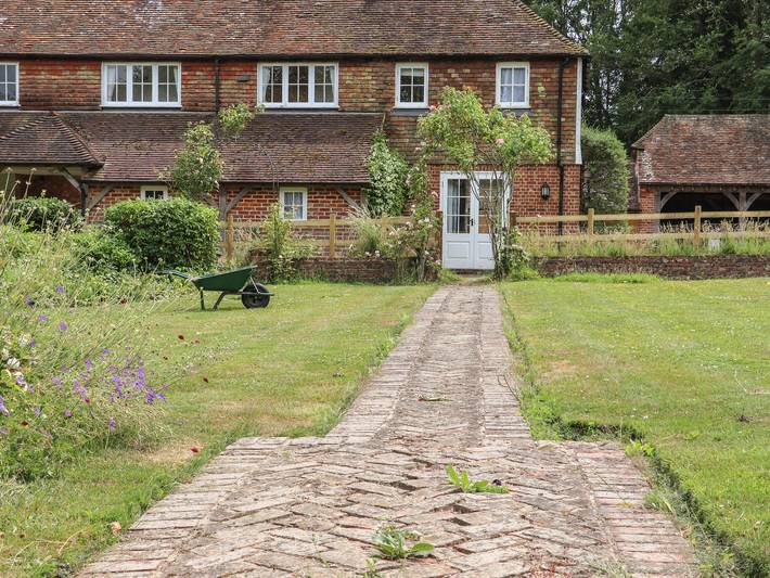 Mountfield Farm Cottage in Warehorne, Ashford region