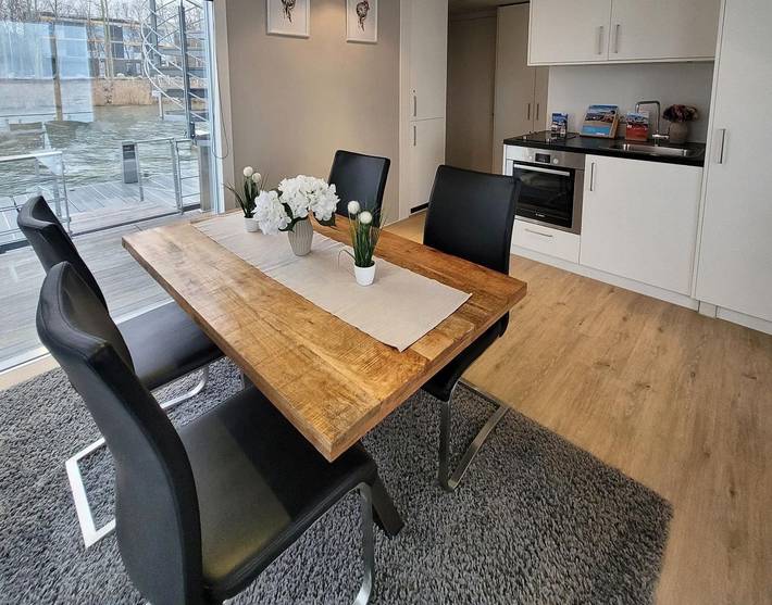 Ferienwohnung für 4 Personen, mit Terrasse und Ausblick sowie Seeblick in Elsterheide - 2