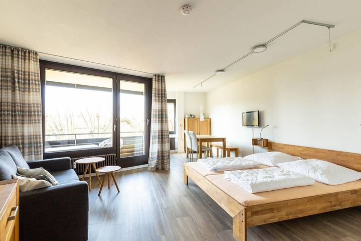 Ferienwohnung für 3 Personen, mit Balkon in Immenstaad am Bodensee