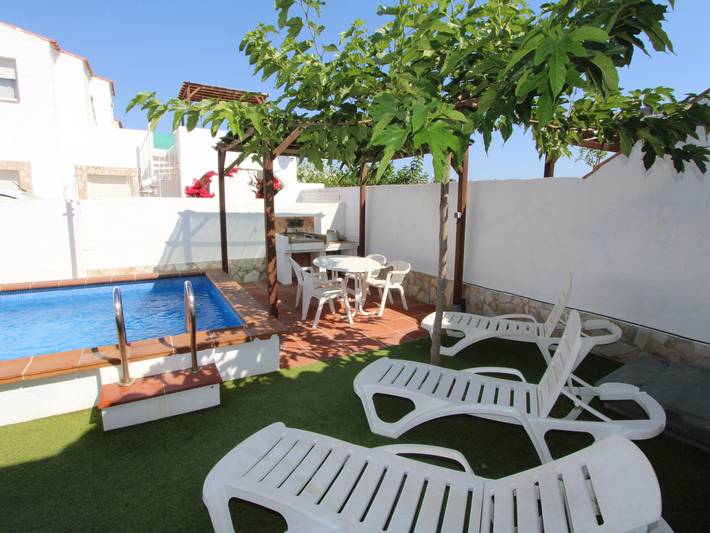 Casa rural para 4 personas, con Terraza y Jardín en Deltebre - 2