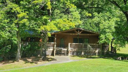 Log Cabin for 6 Guests in Watauga Lake, Carter County (TN), Picture 3