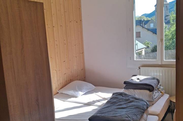 Gîte pour 6 personnes, avec jardin à Chanac - 3