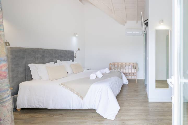 Zimmer für 3 Personen, mit Garten in Portugal - 2