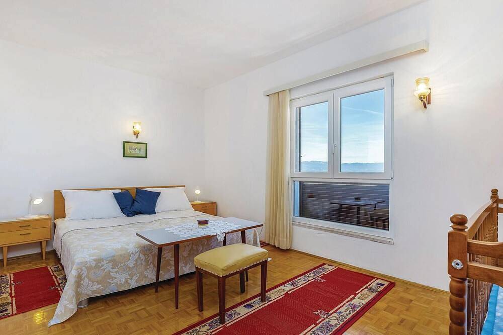 Ganze Wohnung, Schöne Ferienwohnung in Kraljevica mit Wlan in Kraljevica, Primorje-Gorski Kotar