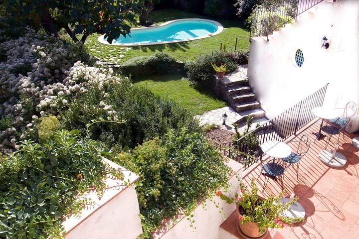 Chambre d’hôte pour 3 personnes, avec piscine et jardin dans le Gard