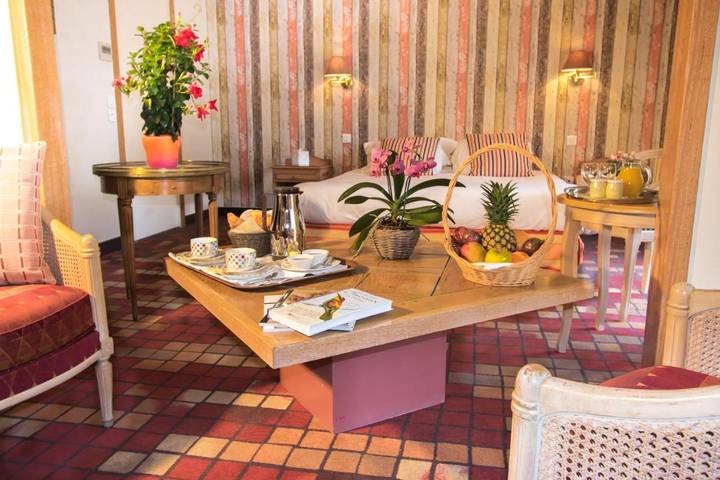 Hôtel pour 2 personnes, avec jardin et piscine à Saint-Jean-Lespinasse - 4