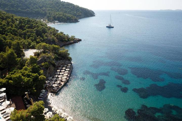 Resort per 2 persone, con Balcone e Terrazza nonché Giardino e Piscina in Peloponneso