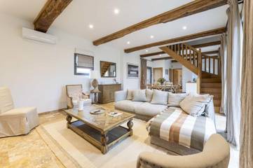 Gîte pour 8 personnes, avec piscine et terrasse, animaux acceptés à Cricquebœuf
