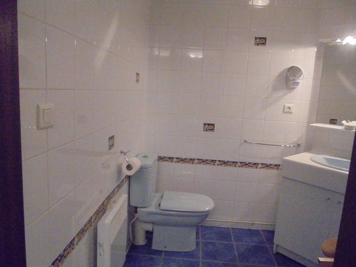 Hôtel pour 2 personnes, avec Terrasse ainsi que Jardin et Vue à Saint-Victor-la-Rivière - 2