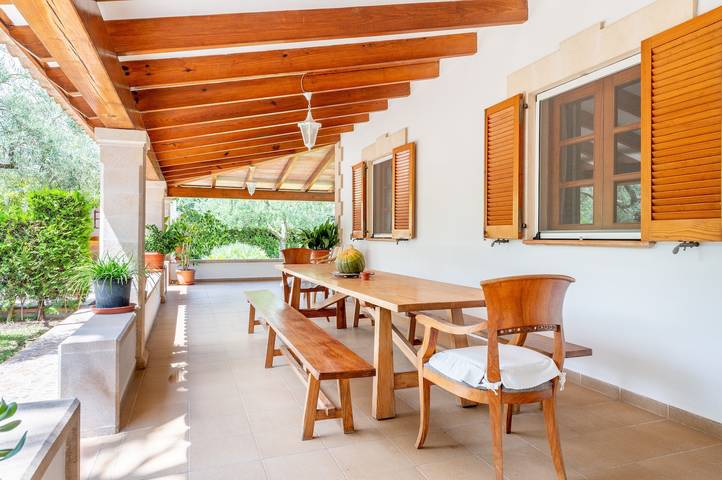 "Villa la Rafal" con vistas a la montaña, piscina, Wi-Fi, aire acondicionado, terraza y jardín in Vall de Colonya, Pollença
