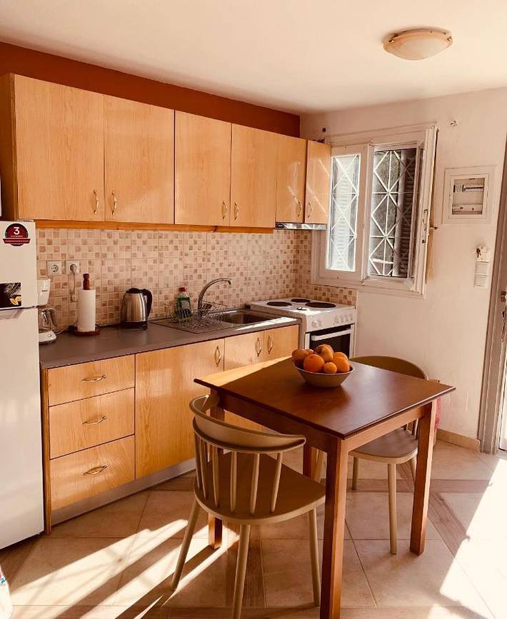 Gîte pour 2 personnes, avec vue et jardin dans Leonidion - 3