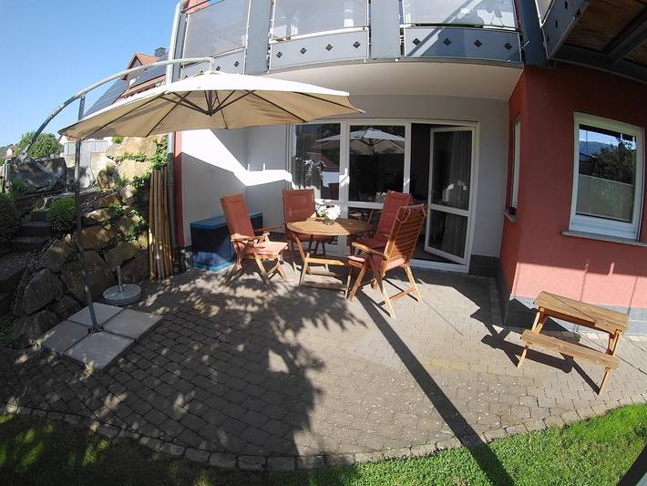 Ferienwohnung für 4 Personen, mit Terrasse und Garten