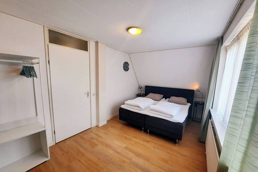 Komfortables, modernes Landhaus mit Hot Tub in Drenthe in Drenthe