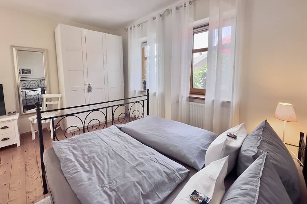 Ganze Wohnung, Wunderschöner Gulfhof:45qm Apartment Lütt Stuuv für 3 Personen,Terrasse & Garten in Altharlingersiel, Neuharlingersiel