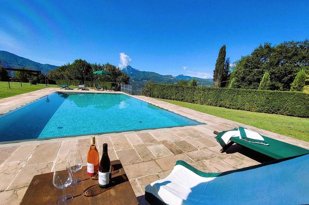 Casa vacanza a Barga a partire da 865€ a notte