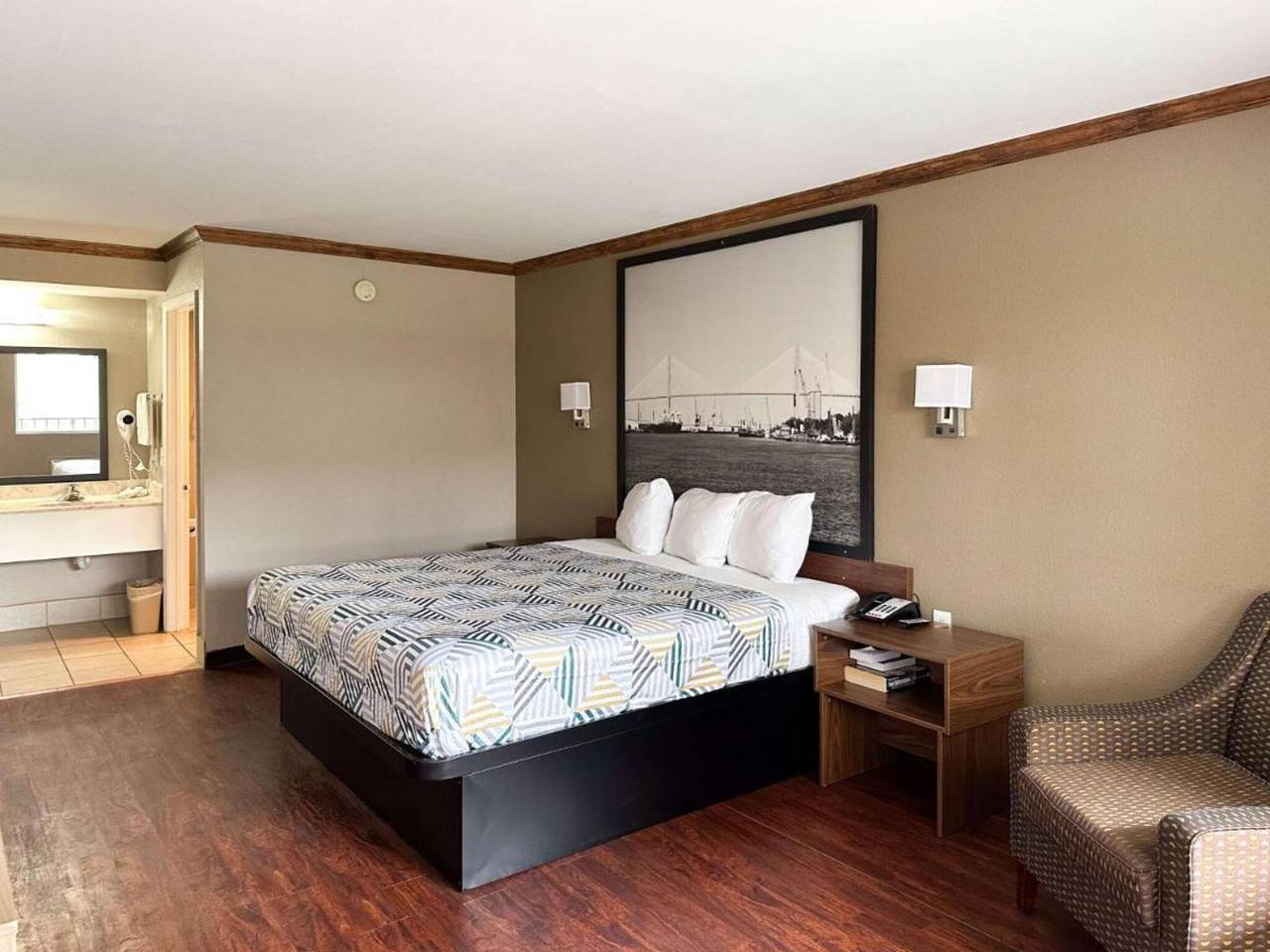 Ms6 Atlanta | 1 cama King | No fumadores in Atlanta, Condado de Fulton